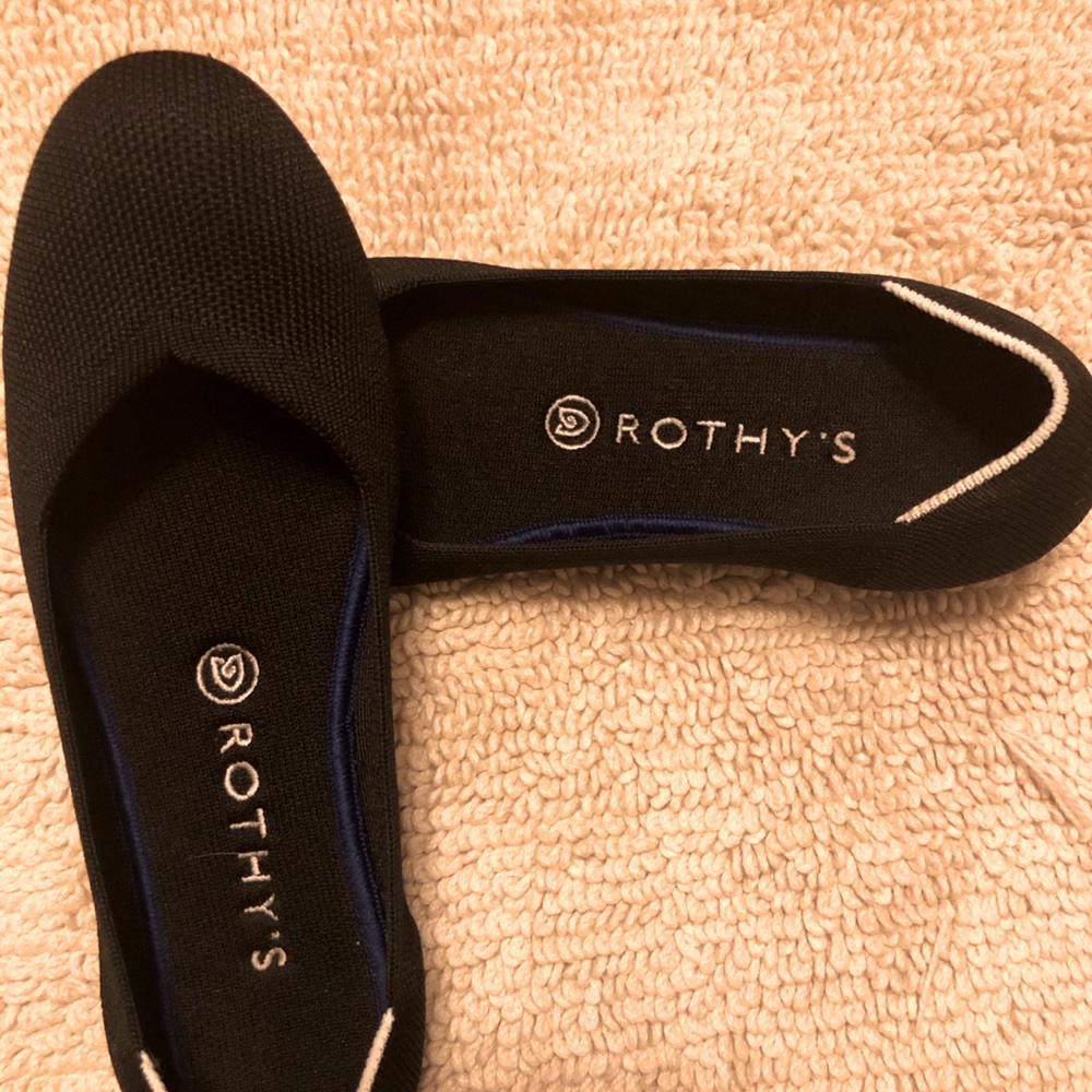 Like New Rothy’s Signature Round Toe